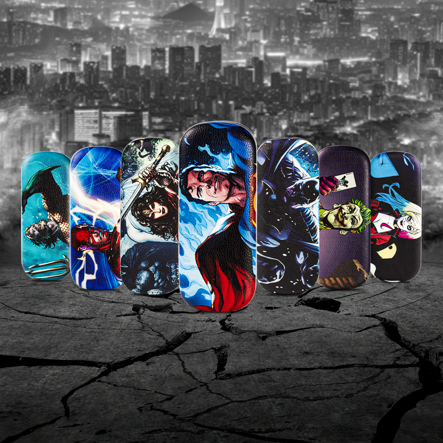 Justice League X Peculiar Faux Velvet Hard Case for Eyeglasses