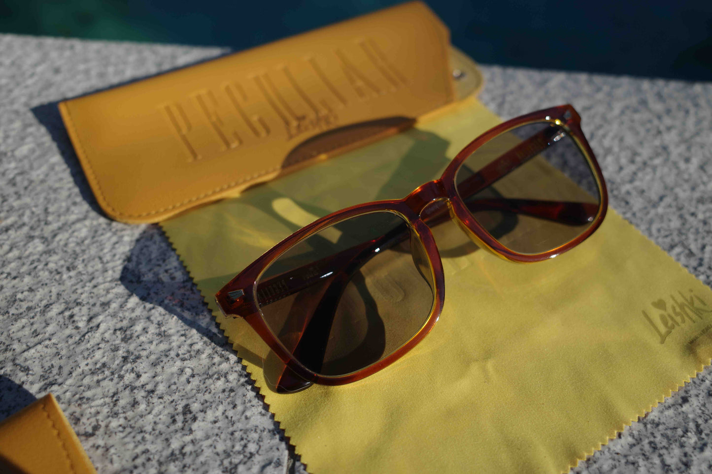 Peculiar x Leishki Eyewear Collection Frame Anti Radiation Glasses Anti Radiation Eyeglass Woman Men