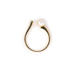 Peculiar Natural Pearls 18k Gold Plated Zircon Night and Day Open Ring