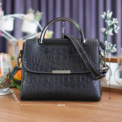 Peculiar YUJU Leather Handbag Business Office School for men women