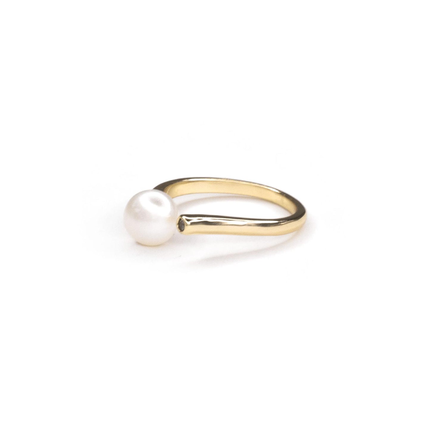 Peculiar Natural Pearls 18k Gold Plated Zircon Night and Day Open Ring