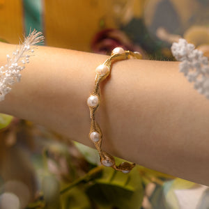 Peculiar Natural Baroque Pearls 18k Gold Plated Constance Bracelet - Jewelry